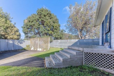 Photo of property in 49a Thatcher Street, Castlecliff, Whanganui, 4501