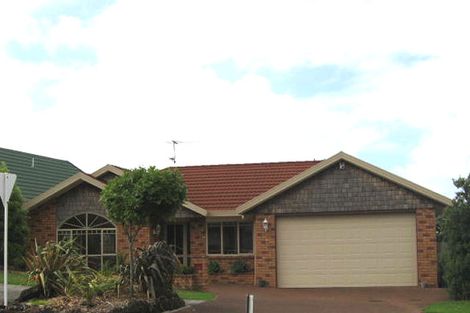 Photo of property in 12 San Valentino Drive, Henderson, Auckland, 0612