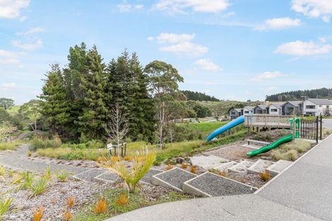 Photo of property in 19 Paparahi Place, Wainui, Silverdale, 0992