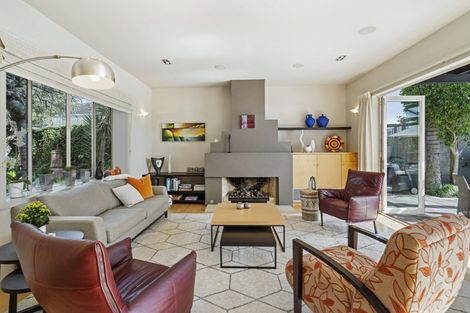 Photo of property in 1/2 Clifton Road, Hauraki, Auckland, 0622