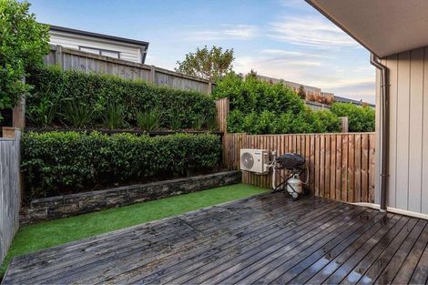 Photo of property in 136c Tiriwa Drive, Massey, Auckland, 0614