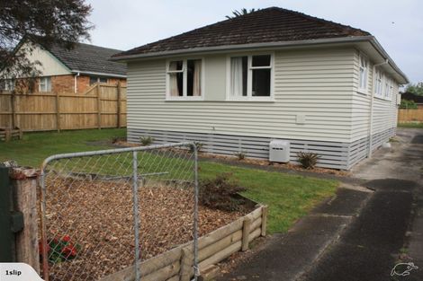 Photo of property in 6 Croall Crescent, St Andrews, Hamilton, 3200