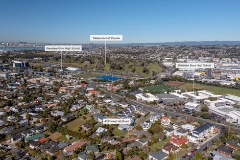 Photo of property in 43 Forrest Hill Road, Milford, Auckland, 0620