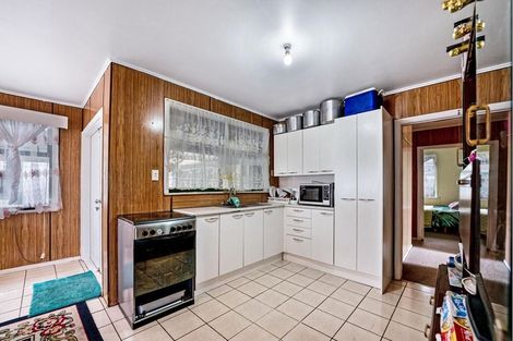 Photo of property in 92 Fisher Crescent, Otara, Auckland, 2023