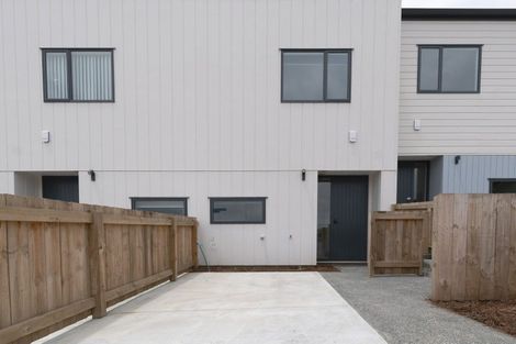 Photo of property in 45 Clay Works Lane, New Lynn, 0600