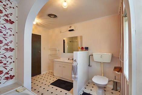 Photo of property in 34 Manson Street, Terrace End, Palmerston North, 4410