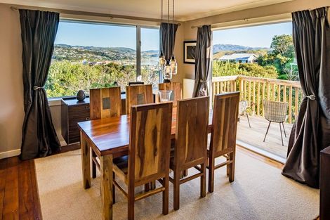 Photo of property in 71 Mana View Road, Paremata, Porirua, 5026