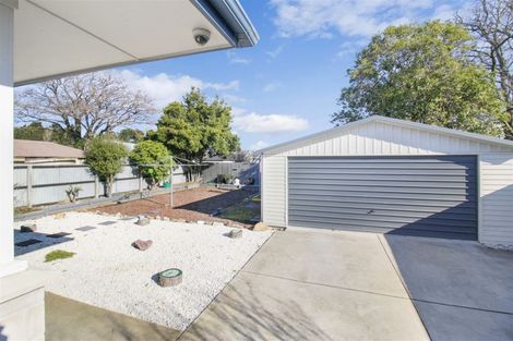 Photo of property in 84 Bickerton Street, Wainoni, Christchurch, 8061