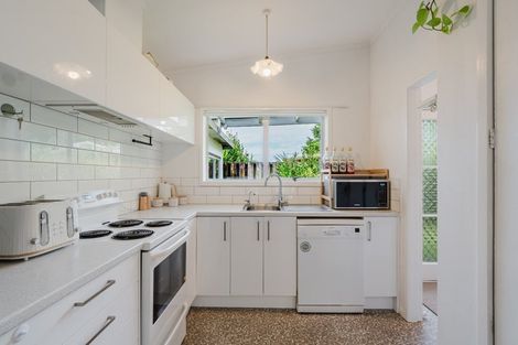 Photo of property in 5b Caernarvon Street, Dinsdale, Hamilton, 3204