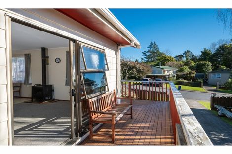 Photo of property in 10 Scarlet Drive, Ranui, Auckland, 0612
