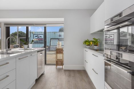 Photo of property in 8 Papakowhai Road, Papakowhai, Porirua, 5024