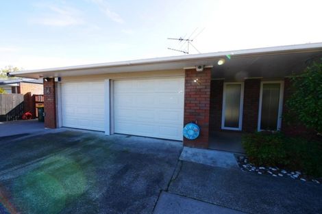 Photo of property in 14 Donzella Place, Conifer Grove, Takanini, 2112