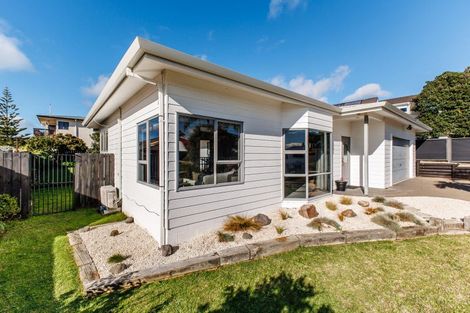 Photo of property in 5 Panorama Place, Coastlands, Whakatane, 3120