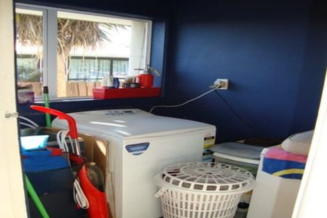 Photo of property in 16 Kathleen Crescent, Hornby, Christchurch, 8042