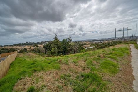Photo of property in 32 Annmarie Avenue, Totara Park, Auckland, 2019