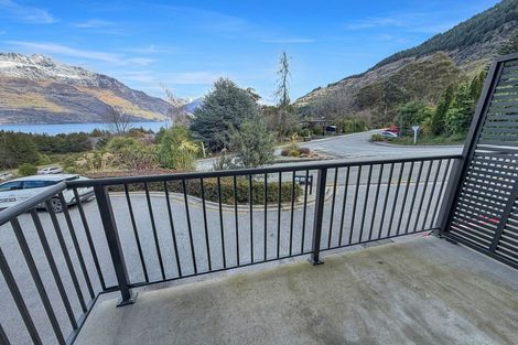 Photo of property in Arno Apartment, 10/8 Mckerrow Place, Sunshine Bay, Queenstown, 9300