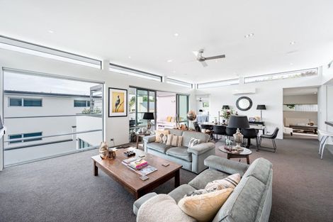 Photo of property in 15 Faulks Terrace, Wanaka, 9305