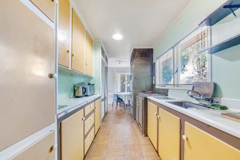 Photo of property in 44 Cape Road, Mangere, Auckland, 2022