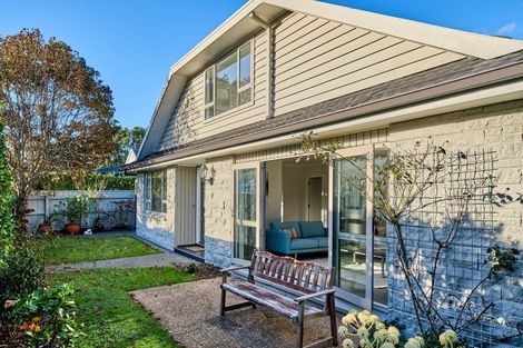 Photo of property in 1/6 Cornwall Street, Hutt Central, Lower Hutt, 5010