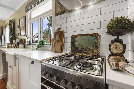 Photo of property in 39a Princes Street, Cambridge, 3434