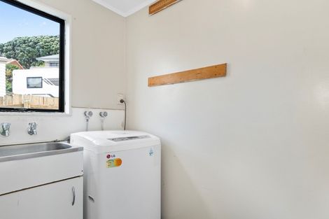 Photo of property in 4b Cynthia Place, Bellevue, Tauranga, 3110