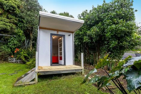 Photo of property in 1a Ward Place, Marfell, New Plymouth, 4310