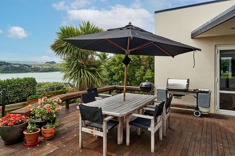 Photo of property in 95 Seaview Road, Paremata, Porirua, 5024