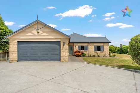 Photo of property in 6a Marua Palm Grove, Timberlea, Upper Hutt, 5018