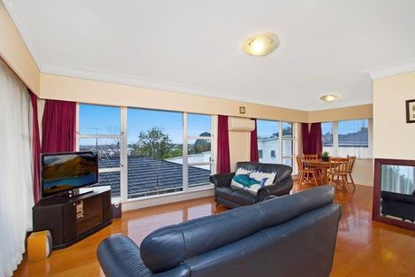 Photo of property in 2/15 Felton Mathew Avenue, St Johns, Auckland, 1072