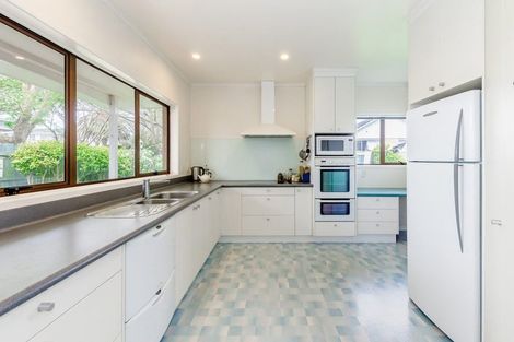 Photo of property in 38 Alexander Road, Raumati Beach, Paraparaumu, 5032