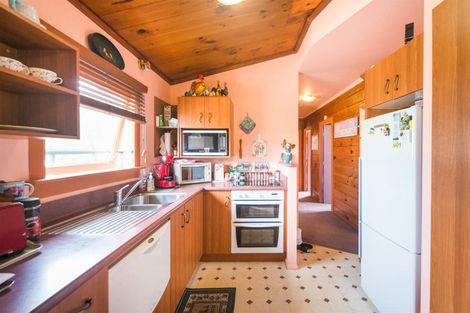 Photo of property in 2 Dalrymple Place, Marton, 4710