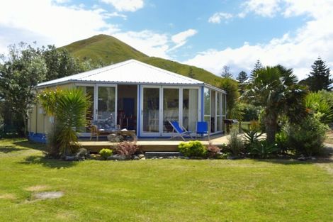 Photo of property in 86a Fortescue Street, Mahia, 4198