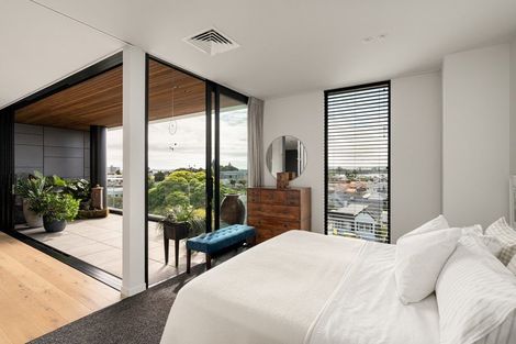 Photo of property in 404/359 Cameron Road, Tauranga, 3110