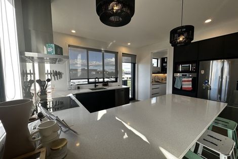 Photo of property in 1 Haneanea Way, Papamoa Beach, Papamoa, 3118