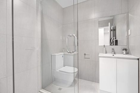 Photo of property in 6d Buisson Glade, West Harbour, Auckland, 0618