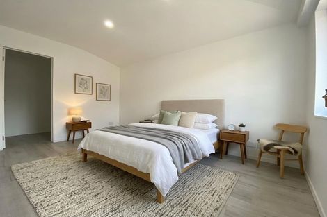 Photo of property in 22 Botany Road, Howick, Auckland, 2010