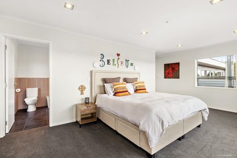 Photo of property in 14 Valley Heights Lane, Pukekohe, 2120