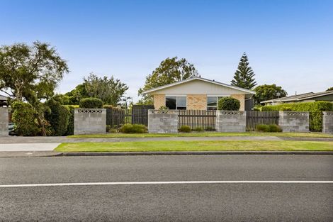 Photo of property in 20 Truby King Street, Merrilands, New Plymouth, 4312