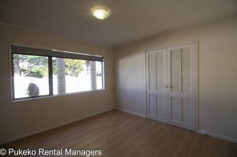 Photo of property in 1/23 Beaumaris Way, Conifer Grove, Takanini, 2112