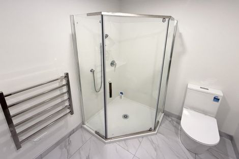 Photo of property in 12d Woodhouse Place, West Harbour, Auckland, 0618