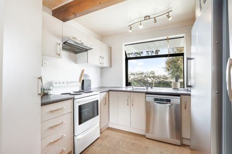 Photo of property in 175 Tuhikaramea Road, Dinsdale, Hamilton, 3204