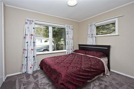Photo of property in 10 Gardiner Grove, Wainuiomata, Lower Hutt, 5014