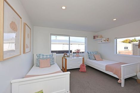 Photo of property in 15 Balmoral Street, Oamaru North, Oamaru, 9400