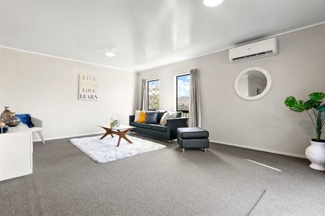 Photo of property in 1/16 Clarice Place, Takanini, 2112