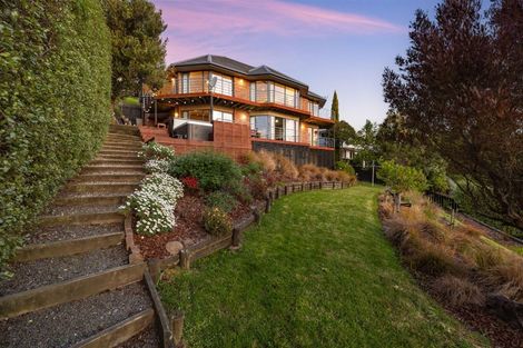 Photo of property in 12 Lucknow Place, Cashmere, Christchurch, 8022