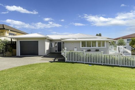 Photo of property in 49a Christopher Street, Tauranga South, Tauranga, 3112
