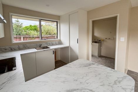 Photo of property in 2/42 Chipping Lane, Redwood, Christchurch, 8051