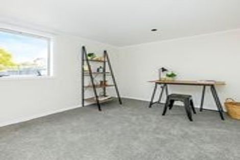 Photo of property in 14 Chantal Place, Red Hill, Papakura, 2110