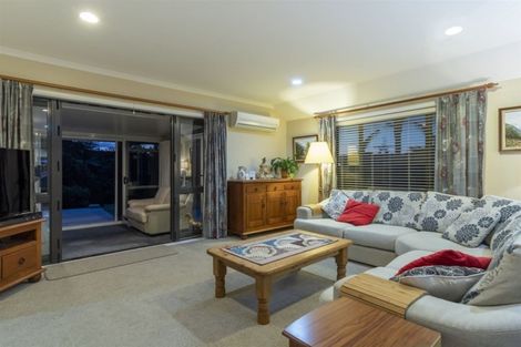 Photo of property in 7 Olive Close, Omokoroa, 3114