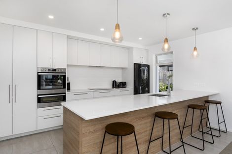 Photo of property in 5 Hanlow Place, Pyes Pa, Tauranga, 3112